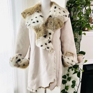 Ashley Stewart Cream Faux Fur & Suede Animal Print Super Soft Jacket - Plus 2X - Picture 1 of 9