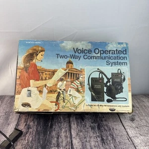 Realistic Radio Shack 2 way communication headsets in original box 90s vintage - Zdjęcie 1 z 7