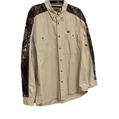 Mossy Oak Beige and Camo Men’s Button Down Shirt Size XL Hunting Casual Long Sl - Image 1 of 4
