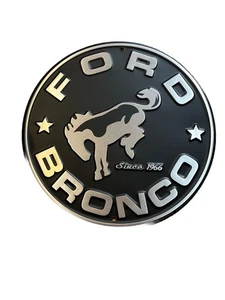 Ford Bronco desde 1966 12 pulgadas Bucking Bronco letrero metálico cobertizo de cueva - Imagen 1 de 3