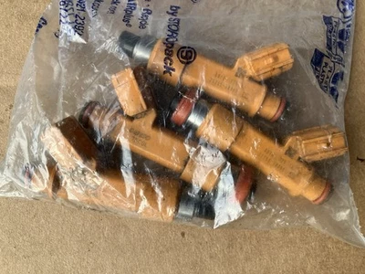 (4) Juego de inyectores de combustible Toyota Camry 2,4 L I4 Denso 23250-28060 2003-2011 Foto 1 de 3