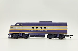 Atlantic Coast Line AHM Locomotive HO Engine Untested Made in Hong Kong - Picture 1 of 14