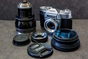 Voigtlaner Zoomer 36-82mm f2.8 Objektiv mit Voigtlaner Bassamatic Kamera - Bild 1 von 24