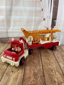 Vintage 1978 Fisher-Price FIRE TRUCK figure ladders - Picture 1 of 13