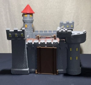 Vintage Castle Strong Attack on the Fortress Playset The Blue Goblin 6445 - Picture 1 of 24