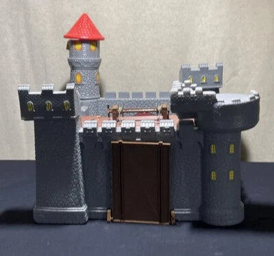 Vintage Castle Strong Attack on the Fortress Playset The Blue Goblin 6445 - Image 1 of 4