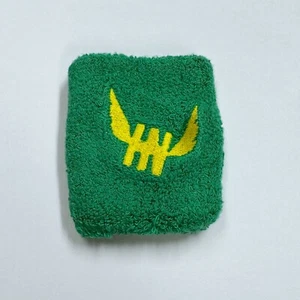 Braccialetto Hawk Nelson HN Wings in tessuto di spugna verde/giallo ricamato - Foto 1 di 5