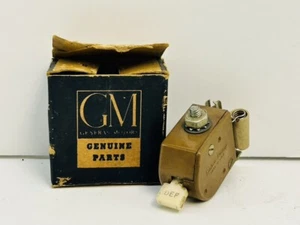 Used Delco Remy 3120407 Defroster Switch for 1938-1948 Chevrolet - Picture 1 of 7