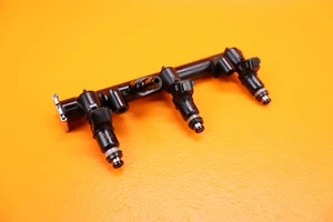 2012 Triumph Tiger Xc 800 Abs Fuel Rail & Injectors - Bild 1 von 6