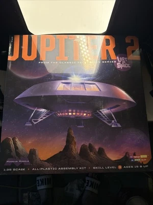 Moebius Models escala 1:35 Lost In Space Jupiter 2 kit modelo #913~NOVO na CAIXA - Imagem 1 de 4