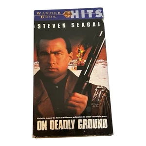 On Deadly Ground (VHS, 1999, Warner Bros. Hits) Tested Tape - Imagen 1 de 4