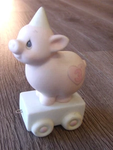COLLECTIBLE PRECIOUS MOMENTS HEAVEN BLESS YOUR SPECIAL DAY FIGURE 3 INCH TALL - Picture 1 of 3