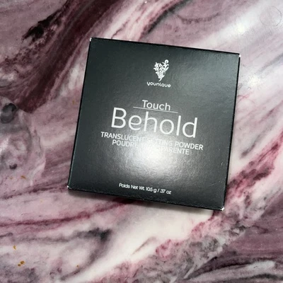Younique TOUCH BEHOLD TRANSLUCENT SETTING POWDER  *Discontinued* - Image 1 of 2