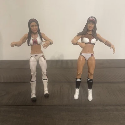 Lote de figuras de acción WWE Battle Pack Series 43 NIKKI & BRIE BELLA Twins Mattel 2014 Foto 1 de 4