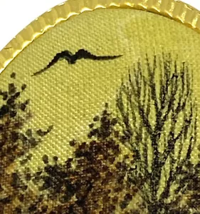 Vintage Painted Landscape on Fabric Oval Scarf Jacket Hat Pin Brooch 1.25" x 1" - Picture 1 of 5