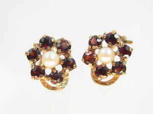 Beautiful Garnet Star Cultured Pearl Clip On Earrings 333 Yellow Gold Circa 1970 - Picture 1 of 8