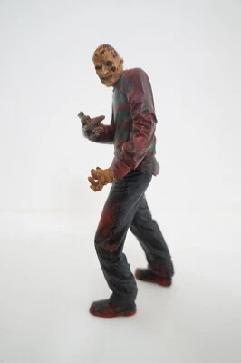 McFarlane Movie Maniacs Freddy Krueger Vintage Figure A Nightmare on Elm Street - Image 1 of 4
