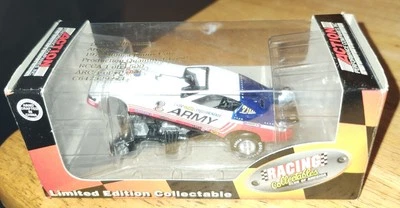 Coche divertido Monza NHRA RCCA/Acción escala 1:64 Don 'The Snake' Prudhomme Army 1975 Foto 1 de 4