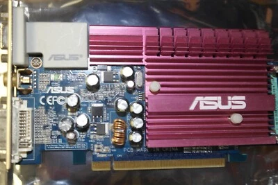 ASUS Nvidia GeForce 7300 LE 128 MB VGA DVI S-video card PCI-e 16* EN7300LE/TD - Image 1 of 4