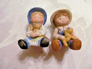 Vintage HOLLY HOBBIE Small 2.5"H Girl With Cat Boy With Dog Figurines - Picture 1 of 2