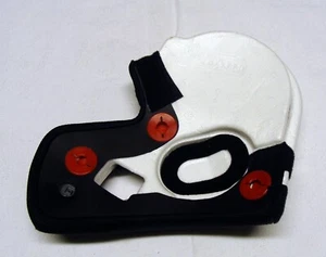 Schuberth C4 / Pro Wangenpolster rechts Dämpfung absorber cheek pads Gr.L 57-59 - Picture 1 of 3