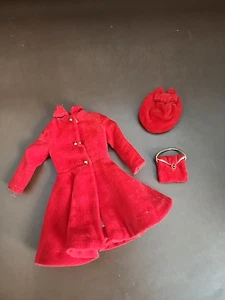 Vintage Barbie: SKIPPER #1906 Dress Coat ~ Red Velvet Coat in Excellent Shape! - Picture 1 of 8