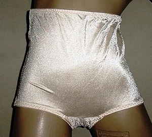 NUEVA Figura Completa Crown-tete Nailon/Spandex Panty Breve Plegada o Negra, S o XL - Imagen 1 de 6
