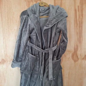 Herren grau Morgenmantel Plüsch Fleece Bademantel lang weich Spa Bademantel S M Kapuze - Bild 1 von 12