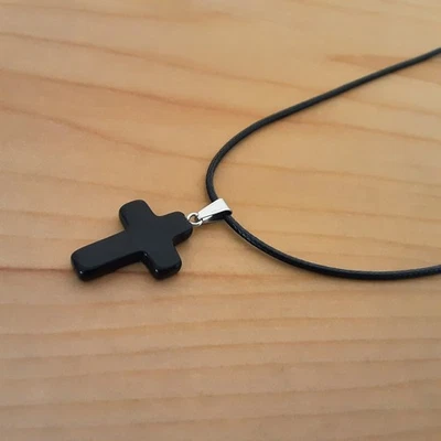 Collar colgante de piedra negra como cruz para hombre nuevo con etiquetas Foto 1 de 2