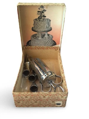 Juego de glaseado vintage Tala Queen jeringa para decoración de pasteles con boquillas caja de hojalata Inglaterra - Imagen 1 de 4