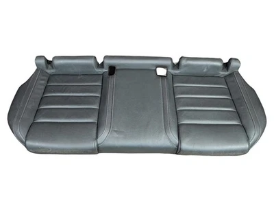 Cojín inferior del asiento trasero de cuero negro para Volkswagen Golf R 2015-2018 -- 5G0885375M Foto 1 de 4