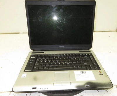 Portátil Toshiba Satellite A105-S4201 Intel Core Solo 512 MB Ram sin disco duro/batería Foto 1 de 4