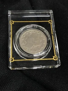 1906 V Liberty Nickel mit Glas Münzeinsatz für Danbury Mint Karussell Display - Bild 1 von 16