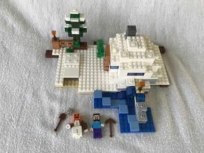LEGO Minecraft: The Snow Hideout (21120) Complete, no instructions - Image 1 of 4