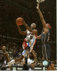 T.J. FORD TORONTO RAPTORS FOTO FIRMADA AUTOGRAFIADA 8X10 CON CERTIFICADO DE AUTENTICIDAD - Imagen 1 de 1