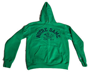 Notre Dame Fighting Irish NCAA CHAMPION Size Medium Pullover Hoodie Green