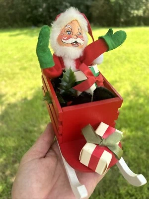 Muñeca Annalee 7” Papá Noel 1963-1965 de colección trineo de madera entrega regalos Foto 1 de 4