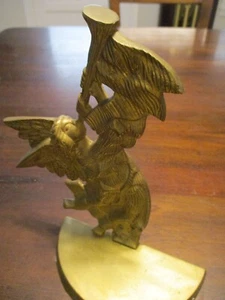 Vintage brass Winged Angel playing musical instrument Motif book end - Picture 1 of 10