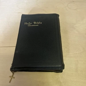 Vintage 1945 World Publishing Holy Bible Concordance KJV illustrations and maps - Bild 1 von 4