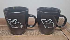 Taza de café de cerámica negra Two When Pigs Fly 16 oz - Imagen 1 de 11