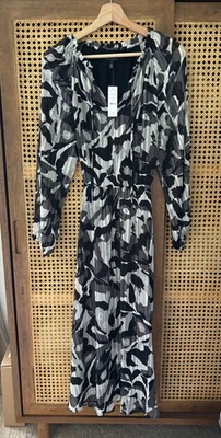 White House Black Market Long Sleeve Printed Midi Dress Black White Size S NWT - Image 1 of 4