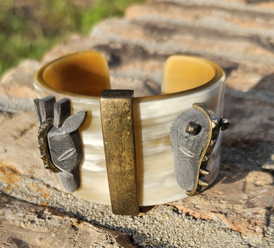 Hermosa pulsera!  Colección Noonday Foto 1 de 4