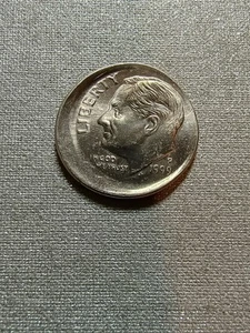 1999 P Clad Roosevelt Dime Off Center Broad Struck Mint Error - Picture 1 of 2