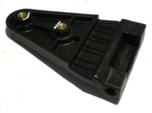 LH DOOR HINGE, LOWER; COMPATIBLE WITH FORD NH T5 & T4 SERIES (see listing) - Picture 1 of 3