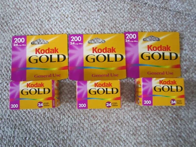 Película a color Kodak Gold 200 35 mm 24 exp. 3 rollos caducados Foto 1 de 3