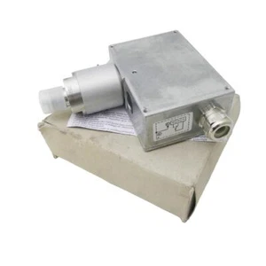 IMI NORGREN 1811715000000000 Elektromechanischer Druckschalter Allfluid -new- - Picture 1 of 6