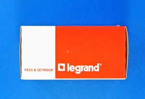 Pass & Seymour Legrand L2230C - Conn 5W30A277/480V L2230-C Turnlok Connector - Picture 1 of 5