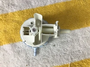 W10268910 WHIRLPOOL KENMORE washer PRESSURE SWITCH free shipping - Picture 1 of 4