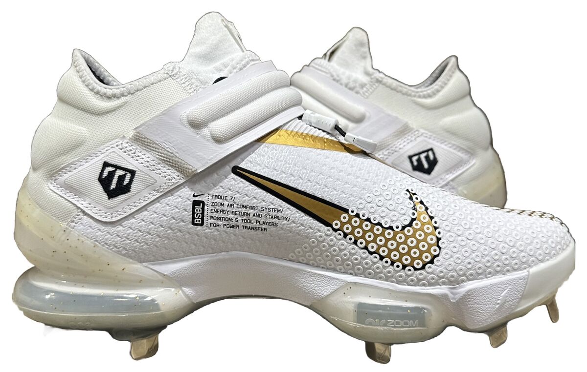 Nike Force Zoom Trout 7 Pro White Metallic Gold for Sale Nike Force Zoom Trout 7 Pro White Metallic Gold for Sale