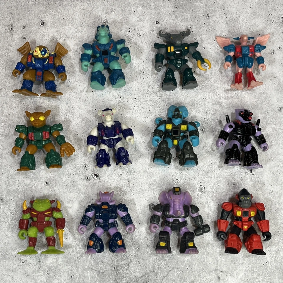 Lote de 12 figuras de acción vintage de bestias de batalla - incompletas Foto 1 de 4